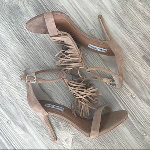 ✨Suede Steve Madden Sashi heels✨