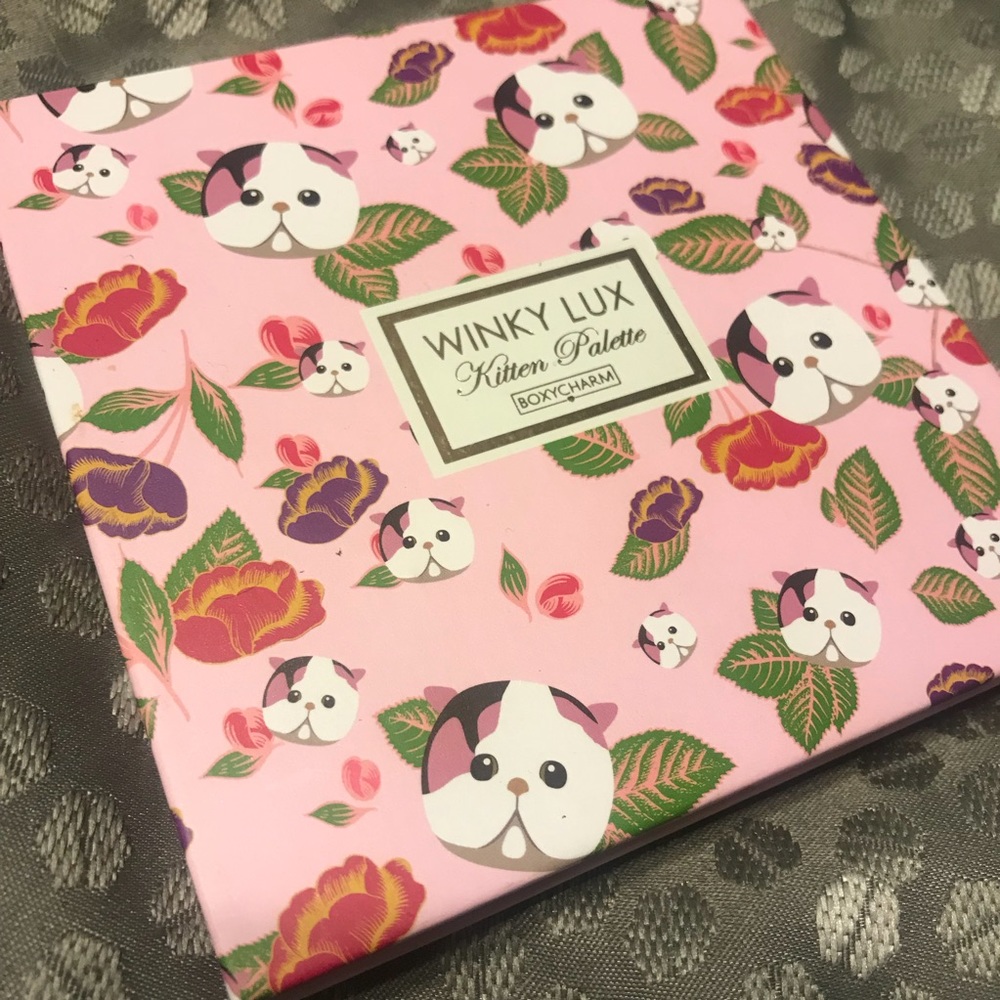 ** Never Used Winkylux Kitten Palette