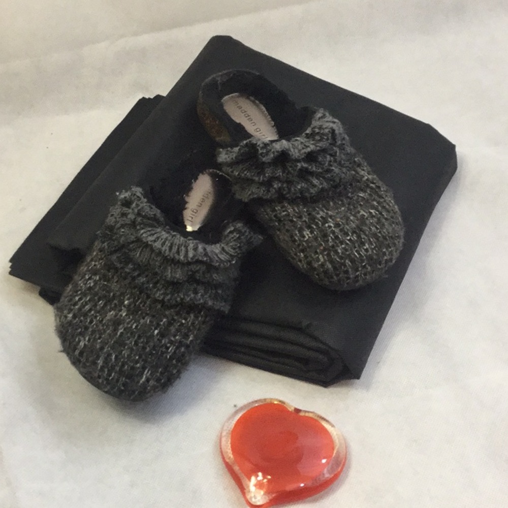⭐️Madden sweater slides