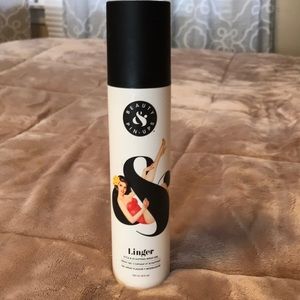 Beauty and pin ups Linger spray gel