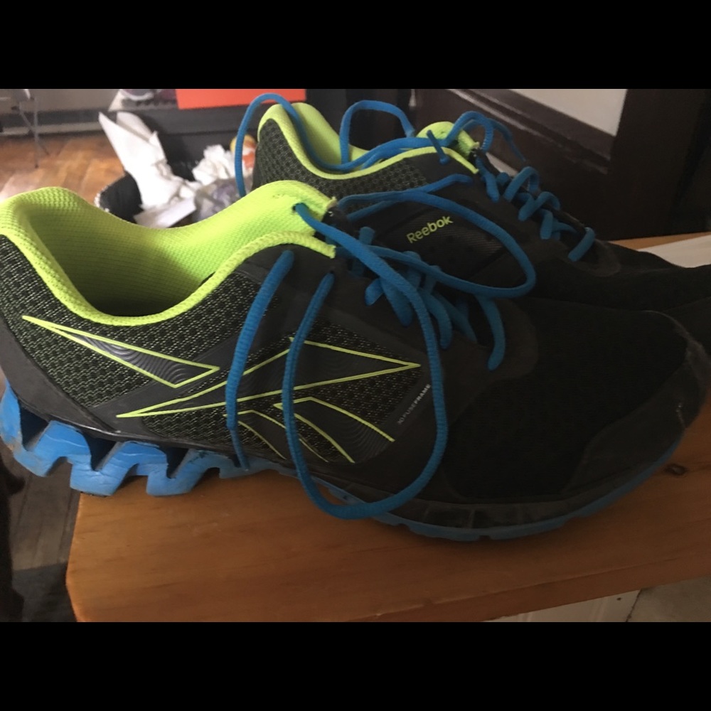 Worn twice. Just didn’t like the style.