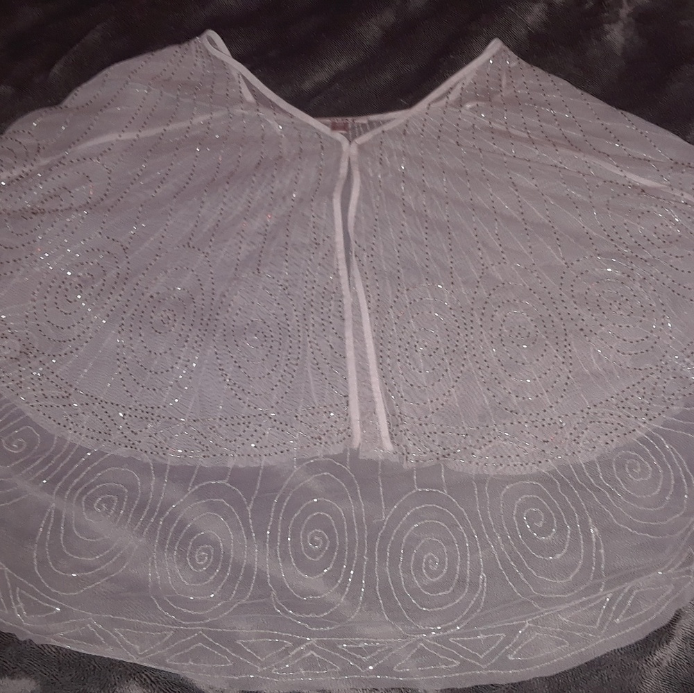GORGEOUS NWOT Beaded Capelet Shrug OS