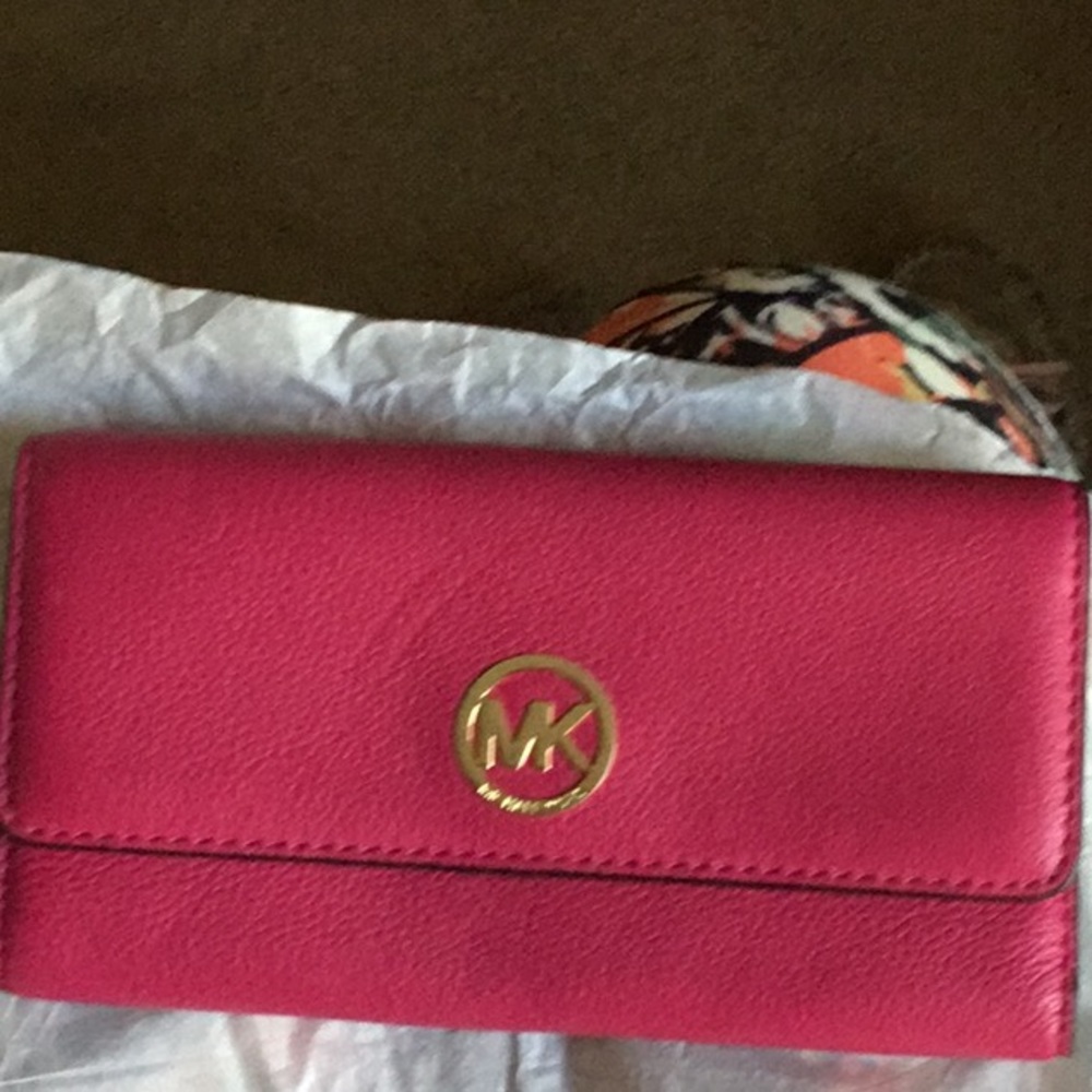MK hot pink wallet. EUC