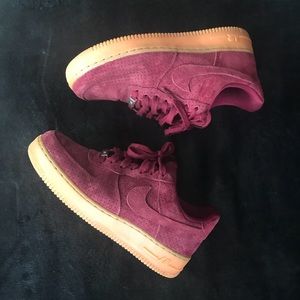 Air Force 1 Burgundy Suede