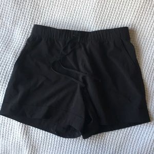 Athleta drawstring shorts