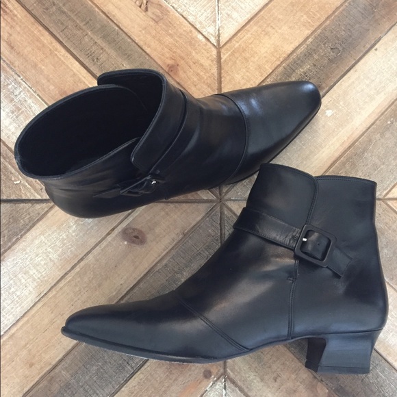 Amalfi Black Ankle Chelsea Boot - Picture 2 of 8
