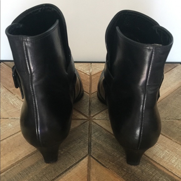 Amalfi Black Ankle Chelsea Boot - Picture 6 of 8