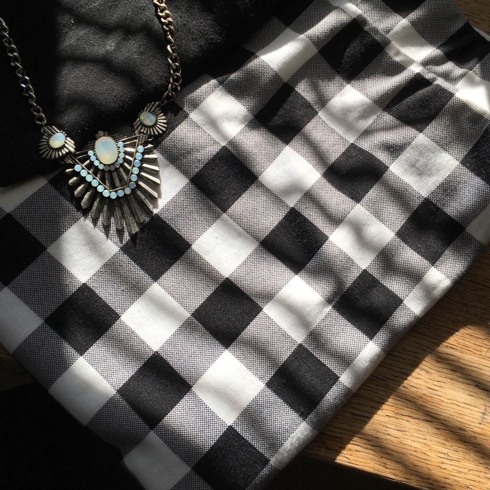 Houndstooth Pencil Skirt