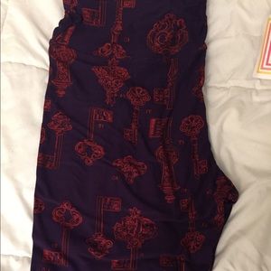 Red and Purple TC Lularoe Keys leggings