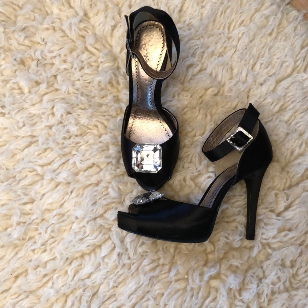 Platinum BP. Sandals