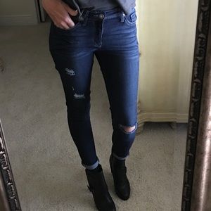 Kan Can Women’s high rise distressed skinny jeans