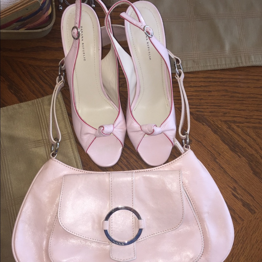 Banana republic hills and bebe hand bag