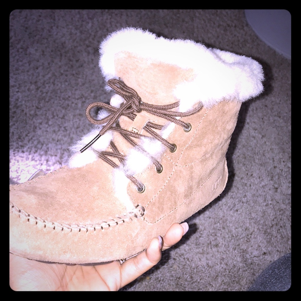 Ugg moccasins ?