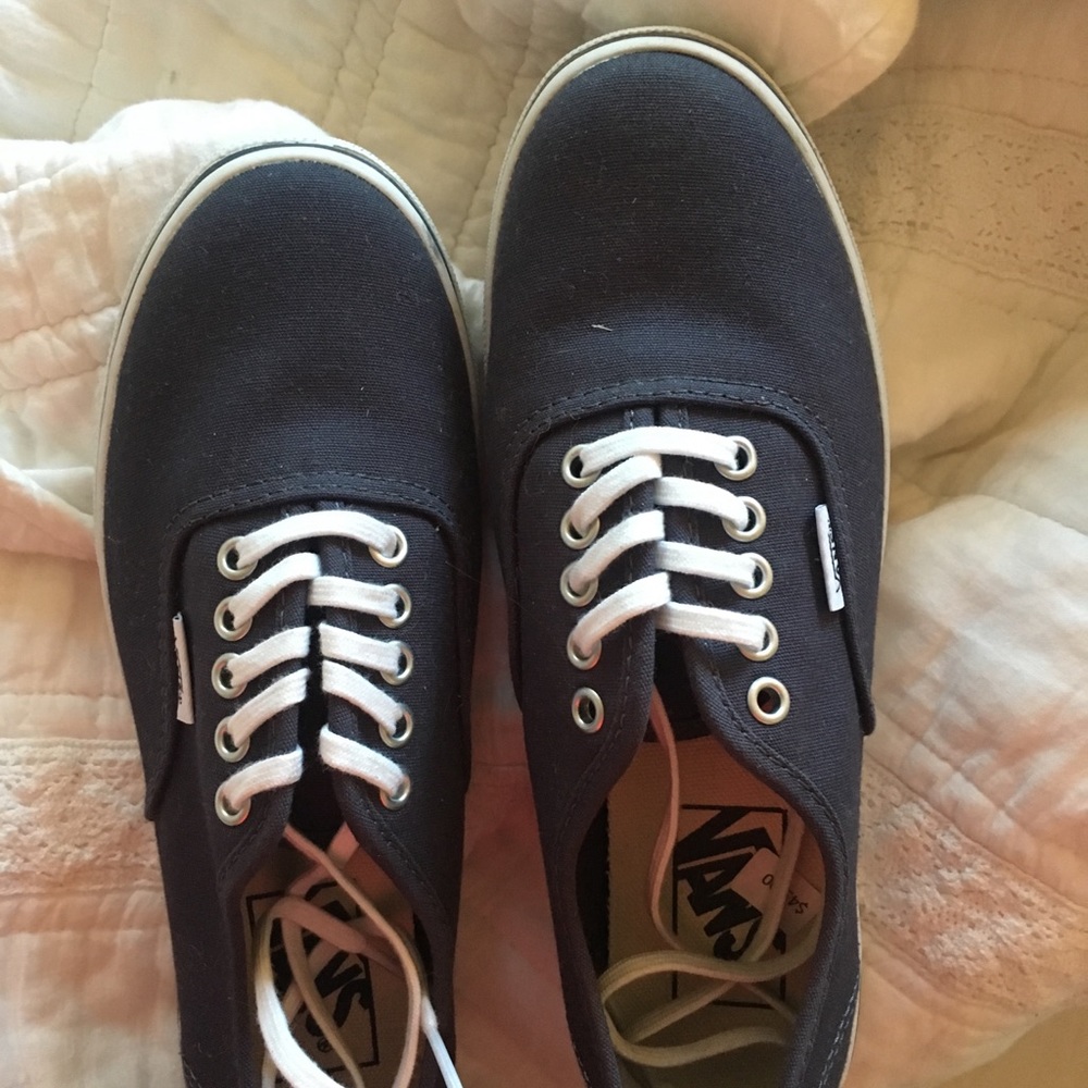 Navy vans