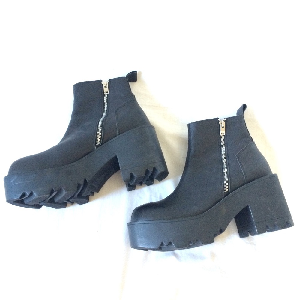 UNIF RIVAL BOOTS