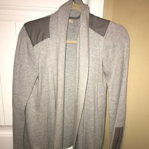 Banana Republic Gray Sweater w/leather touches SzM