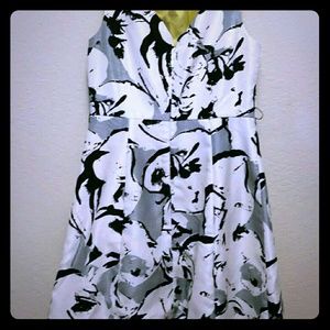 Not available! NWOT Classy dress