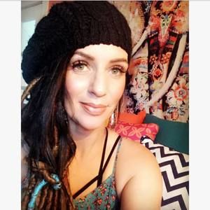 Meet your Posher, Tess