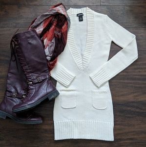 ‼️FINAL SALE❤️Wetseal XS cream sweater dress