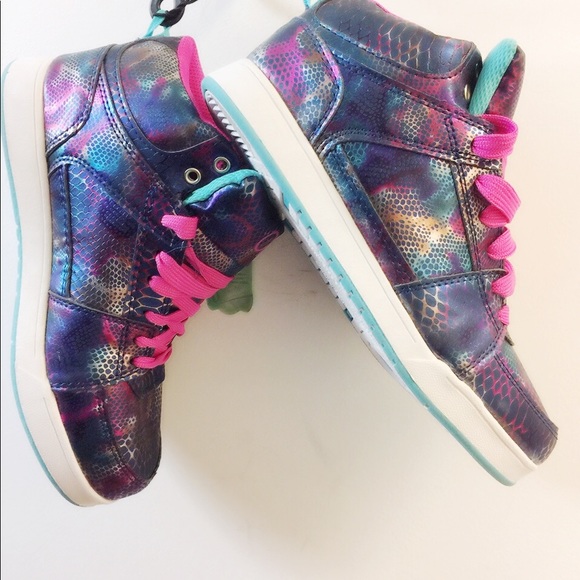 Pink/Blue Girl's Athletic Shoe Size 5 - Picture 6 of 11