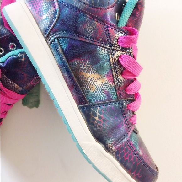 Pink/Blue Girl's Athletic Shoe Size 5 - Picture 9 of 11