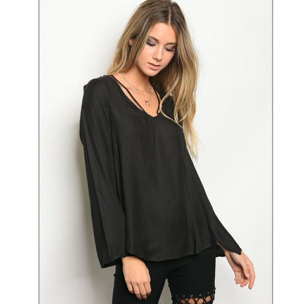 Love is in the air black top.