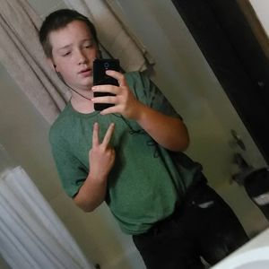 Meet your Posher, Dakota