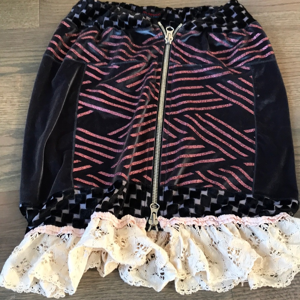 Funky velvet glitter embroidered skirt