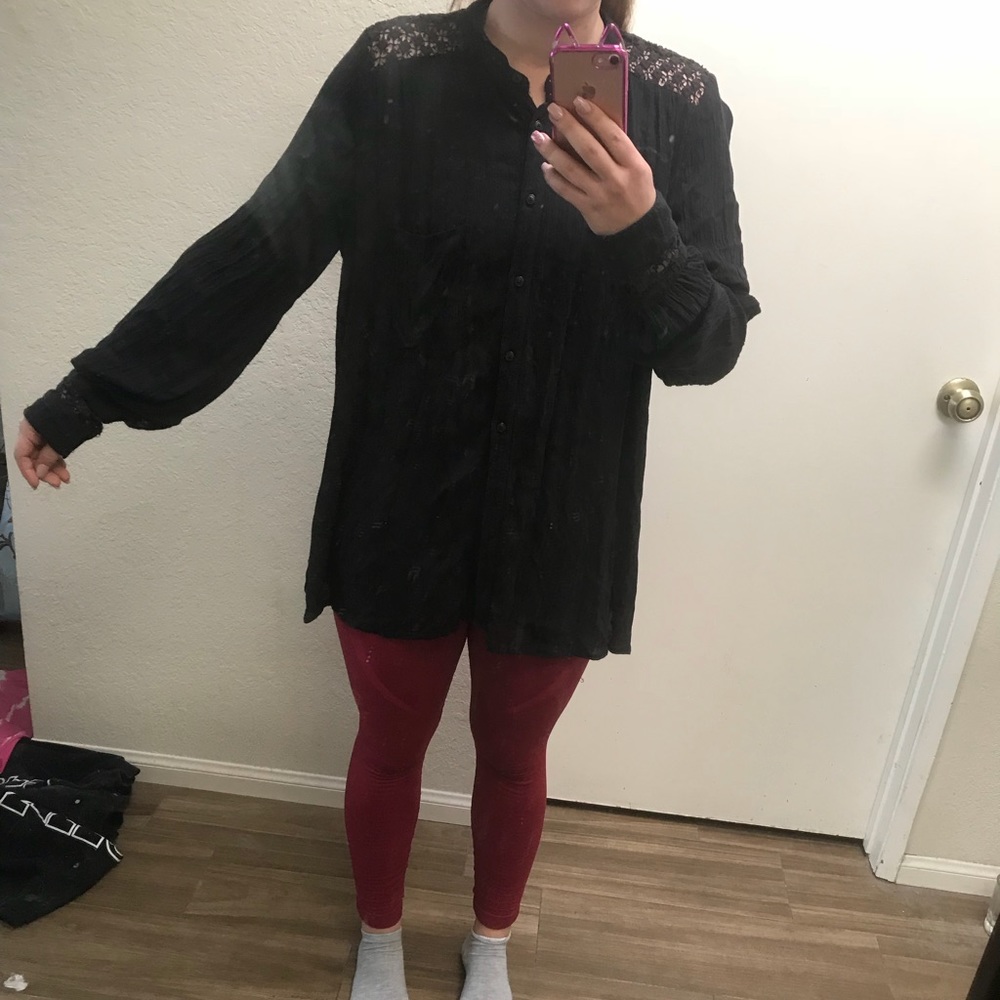 FREE PEOPLE OVERSIZED BUTTON UP SHIRT