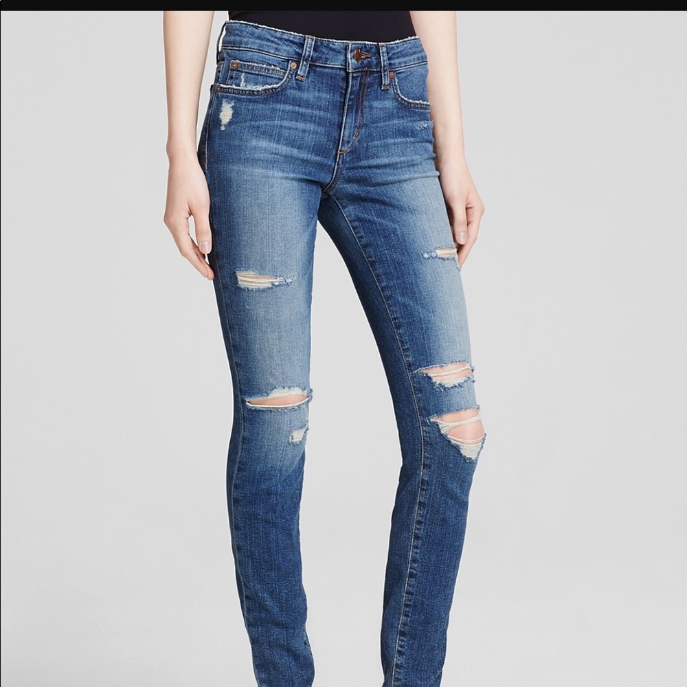 Joe’s ‘Icon’ Ripped Skinny Jeans