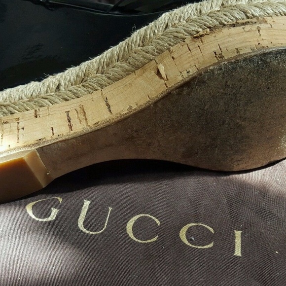 Gucci Hollie Patent Leather Wedge - Picture 3 of 8