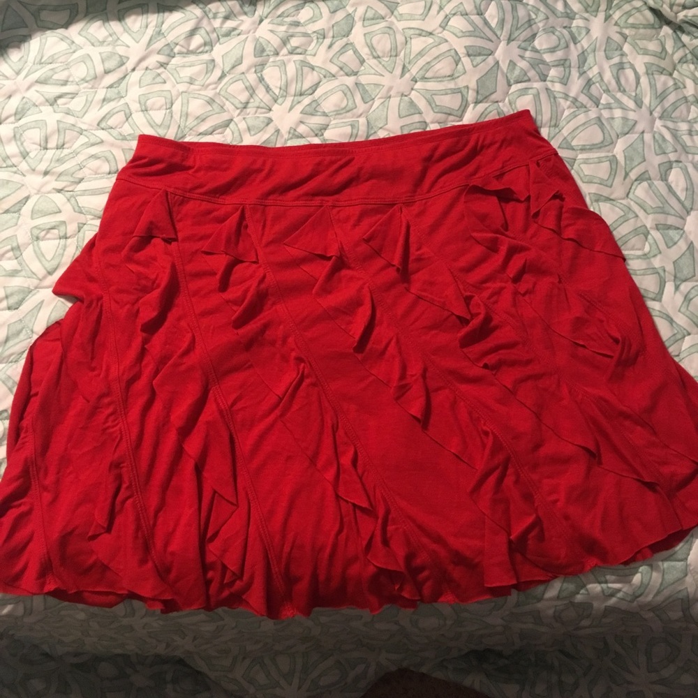 Cute red ruffled skirt XL