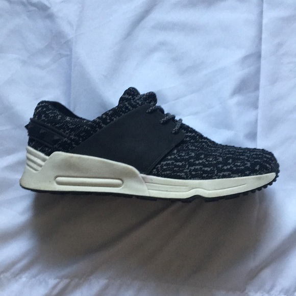 Yeezys - Picture 2 of 4