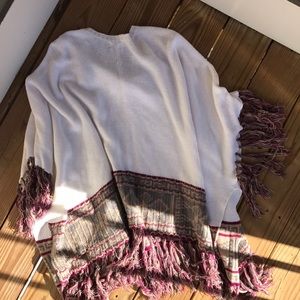 Fringe white sweater