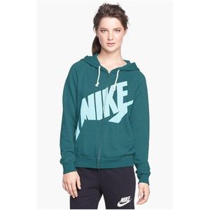 Nike Hoodie no zipper