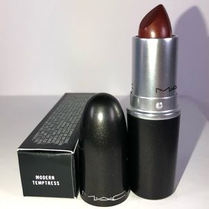 MAC Cosmetics Modern Temptress Limited Lipstick