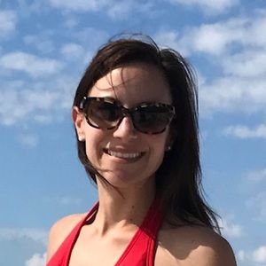 Meet your Posher, Devin