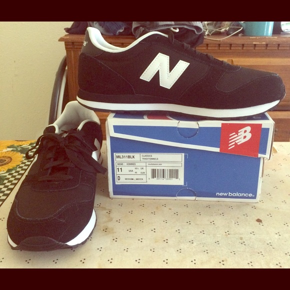 Size 11 new balance brands new with box - Picture 1 of 1