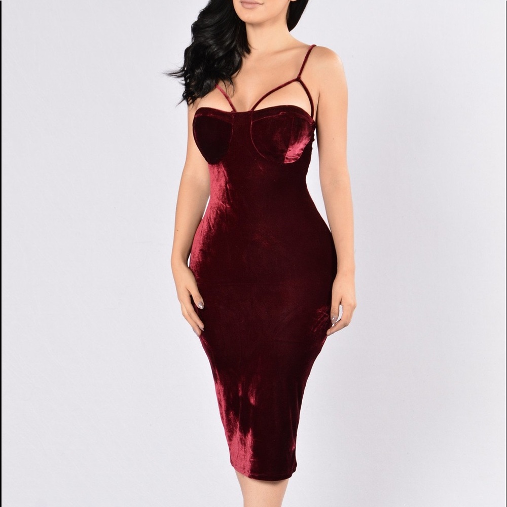 Fashion Nova "Rich Like Velvet Dress" Size:1X