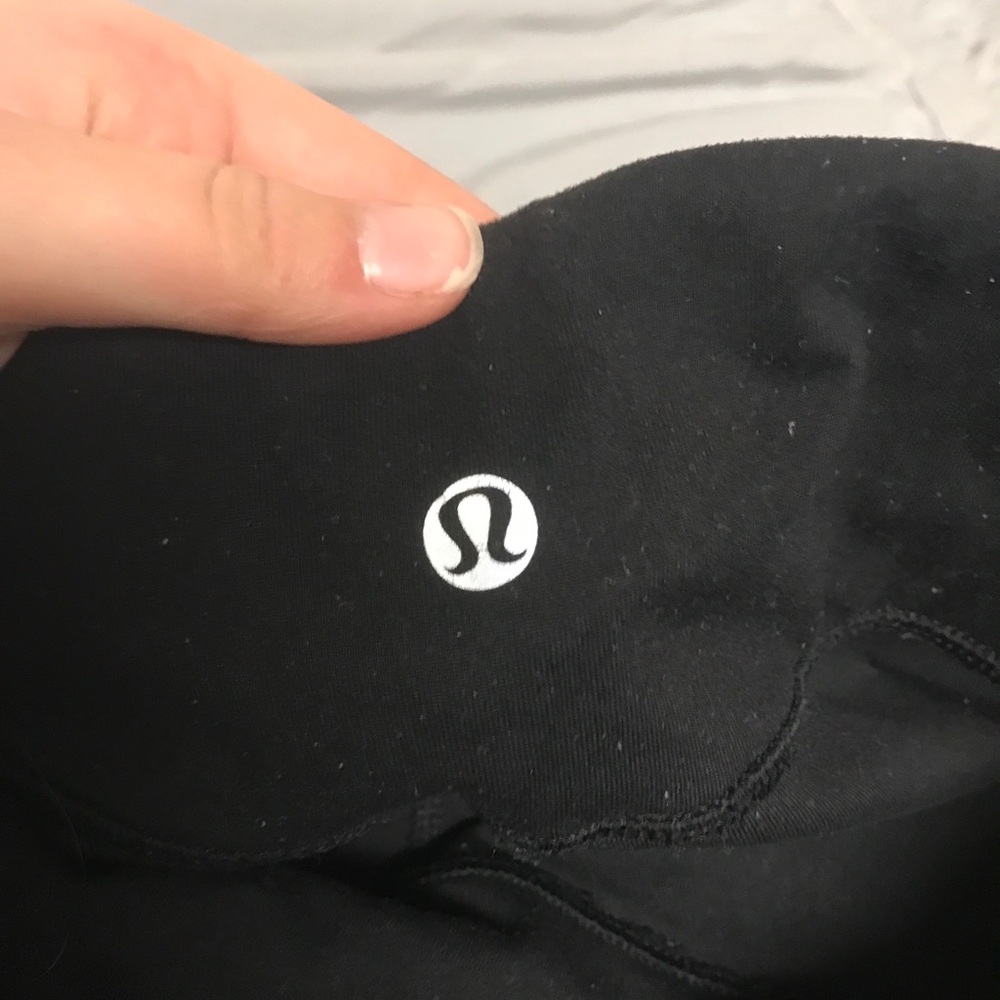 Lululemon yoga pants wonder unders!!