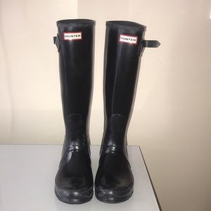 Hunter black rubber boots