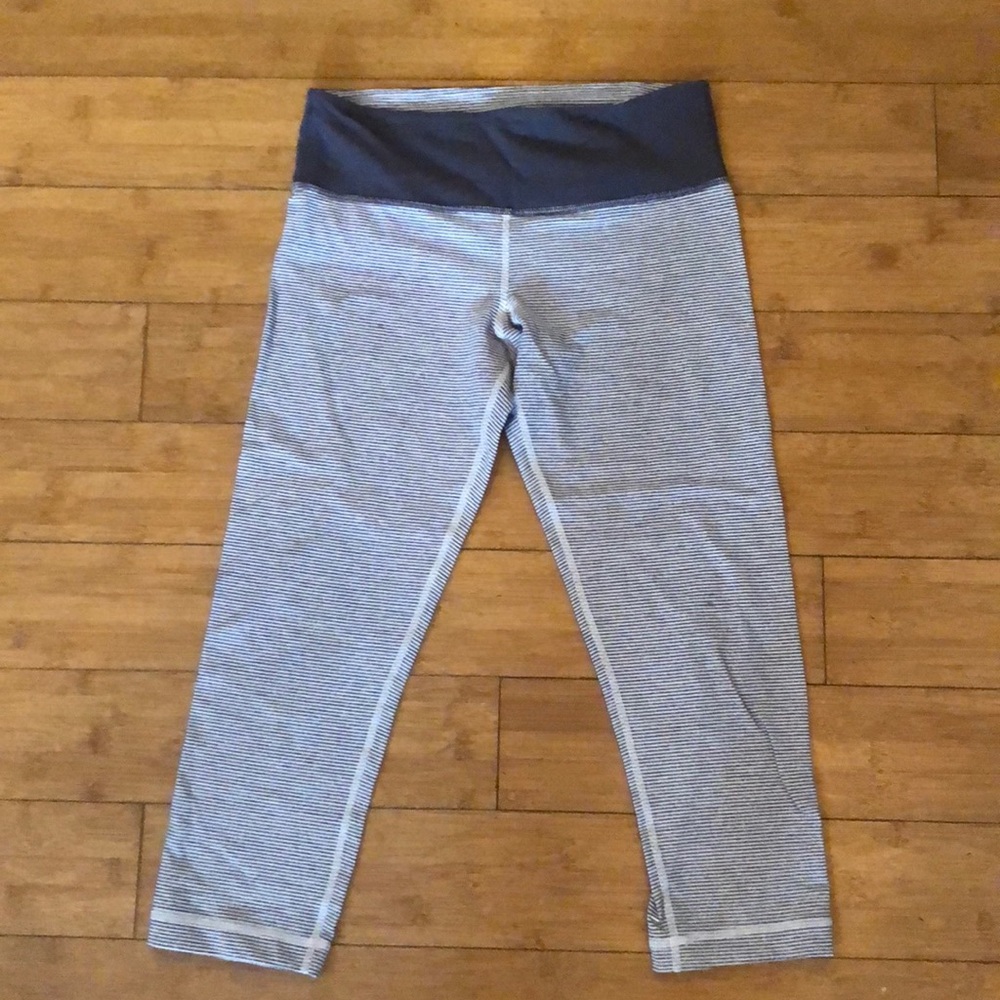 Striped lululemon capri