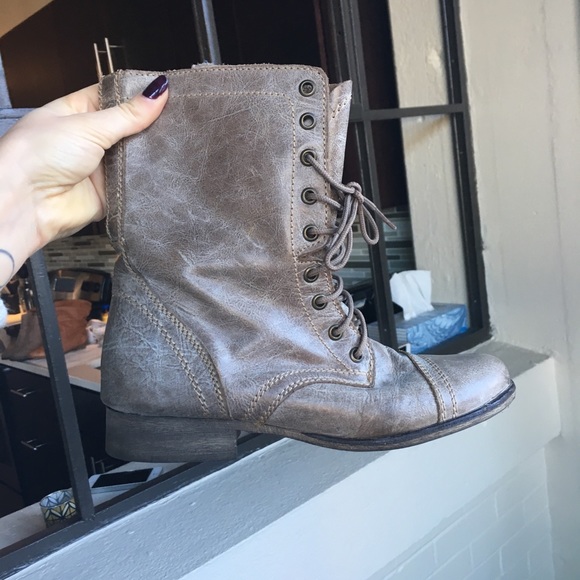 Combat boot - Picture 1 of 2