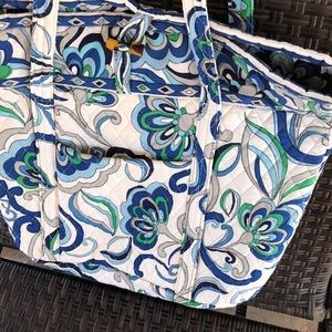 Vera Bradley Large Tote Bag