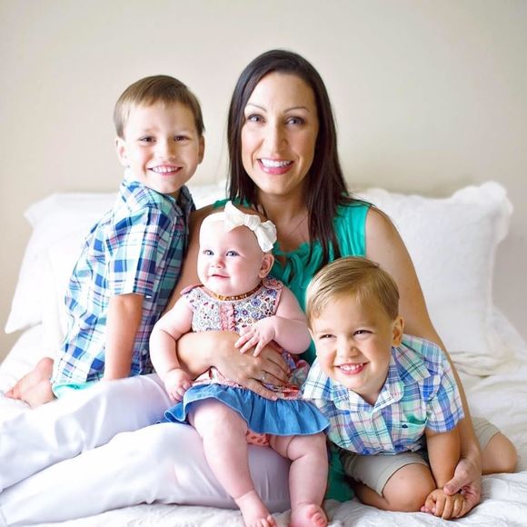 Meet your Posher, Vanessa - Picture 1 of 1