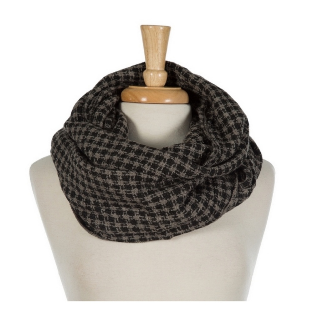 Scarf - Picture 2 of 2