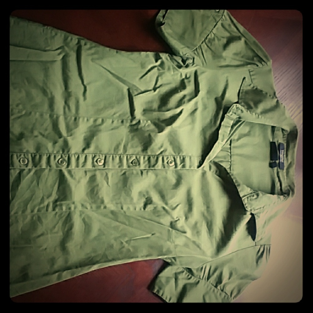 APT. 9 Green Button Down Blouse Size M