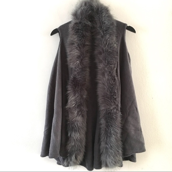 SALE Faux Fur Trim Swing Sweater Vest - Picture 3 of 7