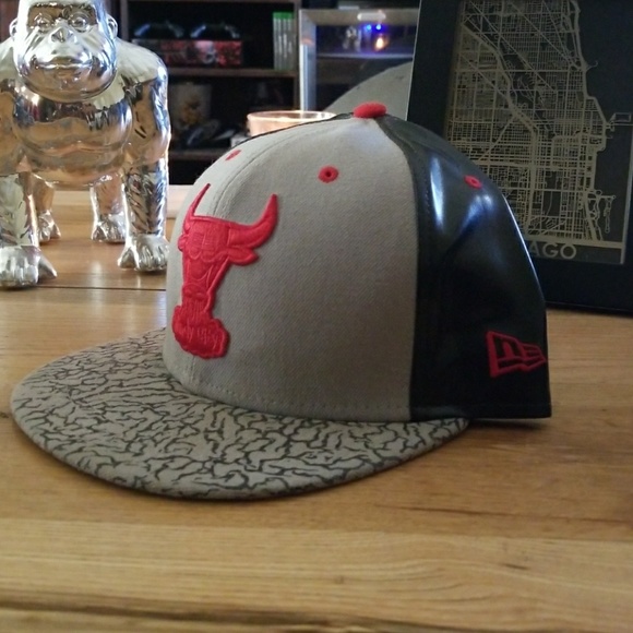 BULLS CAP - Picture 2 of 4