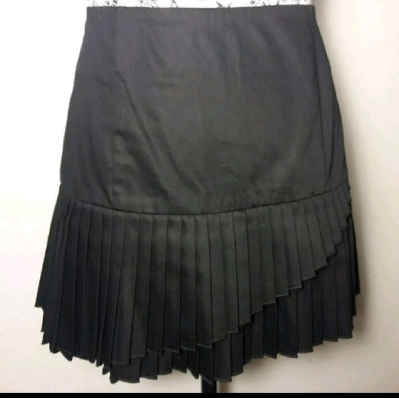 🌟FLASH SALE 🌟ALL SKIRTS ARE $12 - $15🌟 - Picture 5 of 8